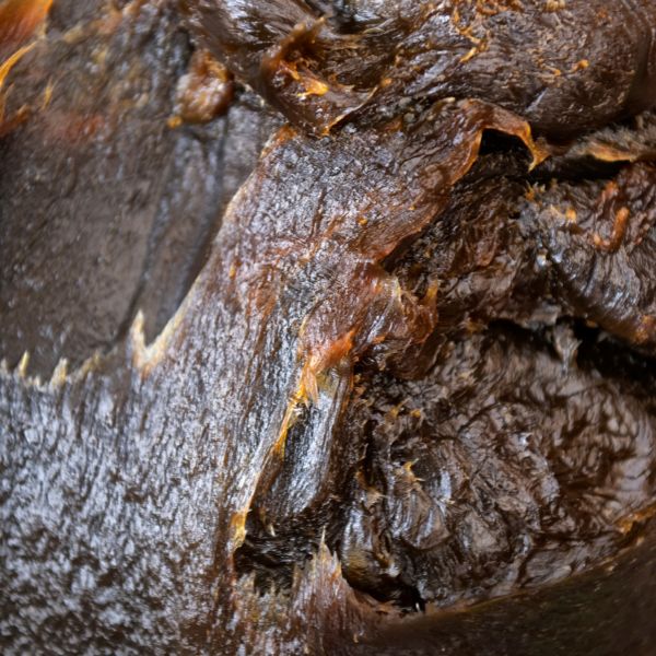 Les 5 bienfaits incontournables du savon noir pour la peau et le corps
